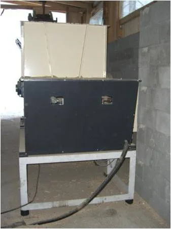 Special machine with base frame (rear view)